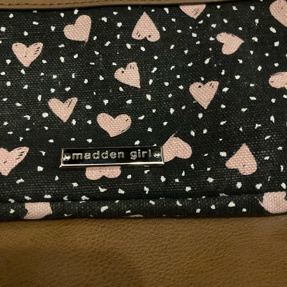 Madden girl School Book bag. - Picture 2 of 13